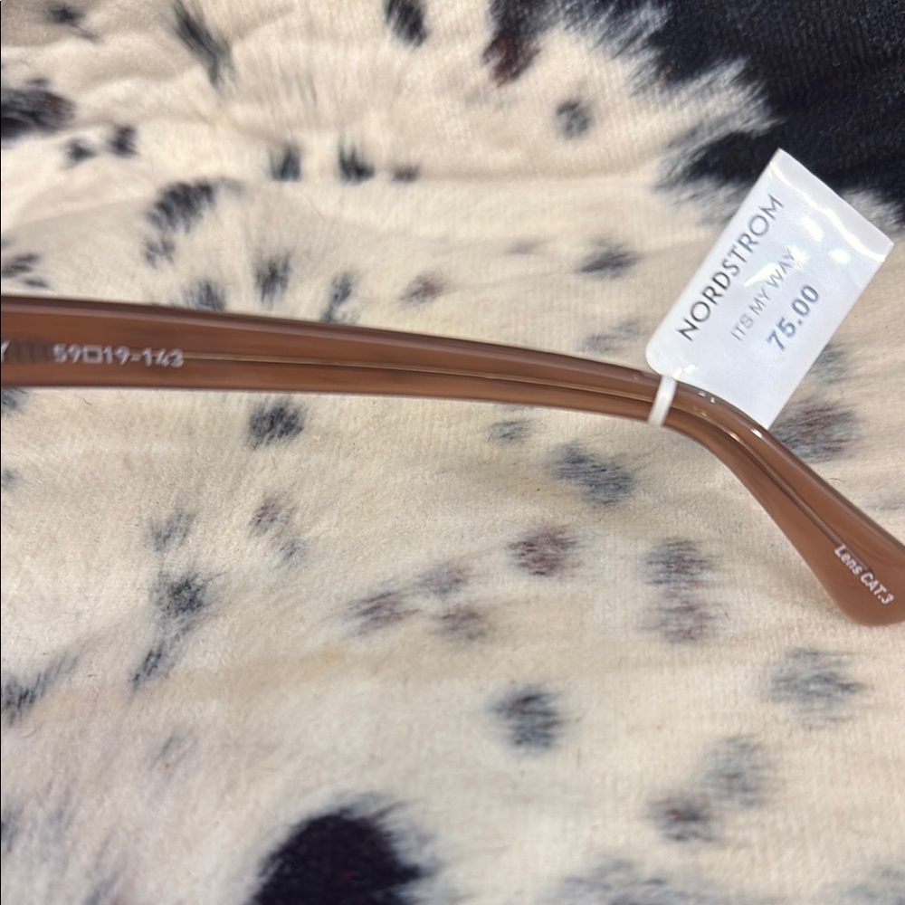 Quay Australia It’s My Way Polarized Tan Sunglasses NWT NEW - Picture 2 of 4